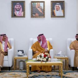 الأمير عبدالعزيز بن سعود يلتقي عدداً من المواطنين من أهالي منطقة جازان