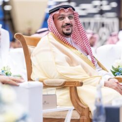 الوزير الفضلي يلتقي بالمواطنين والمستثمرين في مكة المكرمة ويستمع إلى استفساراتهم حول الخدمات المقدّمة لهم