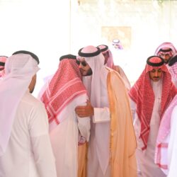 الامير سعود بن نهار يطلع على برامج جمعية نافع