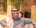 والدة الإعلامي خليل النمازي تجري عملية جراحية ناجحه