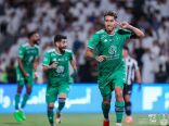 في معقل الشباب الاهلي ينتزع فوزه بهدفين