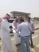 محافظ بيش يتابع تحسين المشهد الحضري لطريق الملك عبدالعزيز