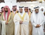 نائب أمير منطقة الرياض يؤدي صلاة الميت على والدة صاحب السمو الأمير سلطان بن محمد بن عبدالعزيز آل سعود بن فيصل آل سعود